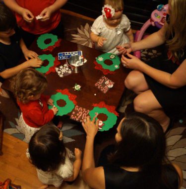 Engage All the Senses with these 5 Easy Holiday Activities for Toddlers 