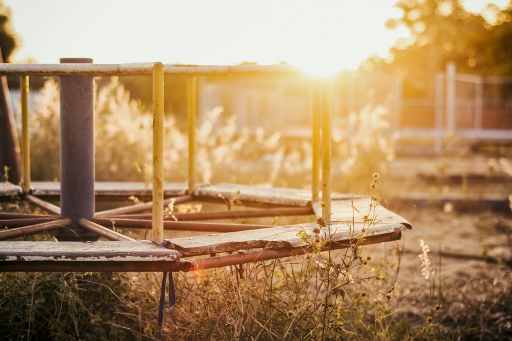 free-range parenting risk playgrounds feature