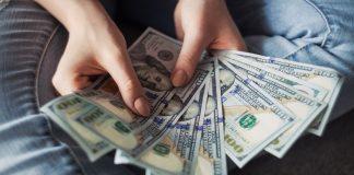 5 Resolutions to Improve Your Financial Wellness in the New Year