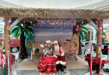 Mr & Mrs Claus Christmas in July at The Florida Mall