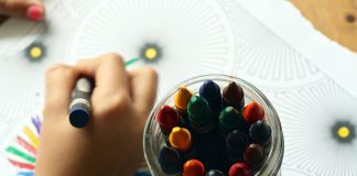 child hand coloring; drawing tips