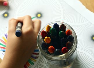 child hand coloring; drawing tips