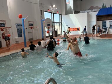 GWL- waterpark basketball